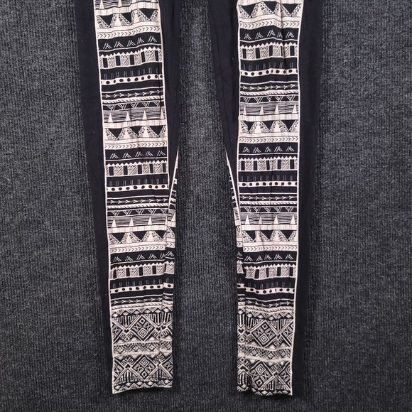 In Vein Women's Tribal Print Leggings Black White Size Small Cotton Stretch‎ - Picture 12 of 12